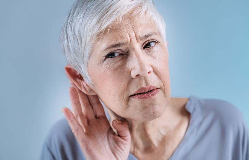 Pierwsze symptomy niedosłuchu – kiedy zgłosić się do lekarza?